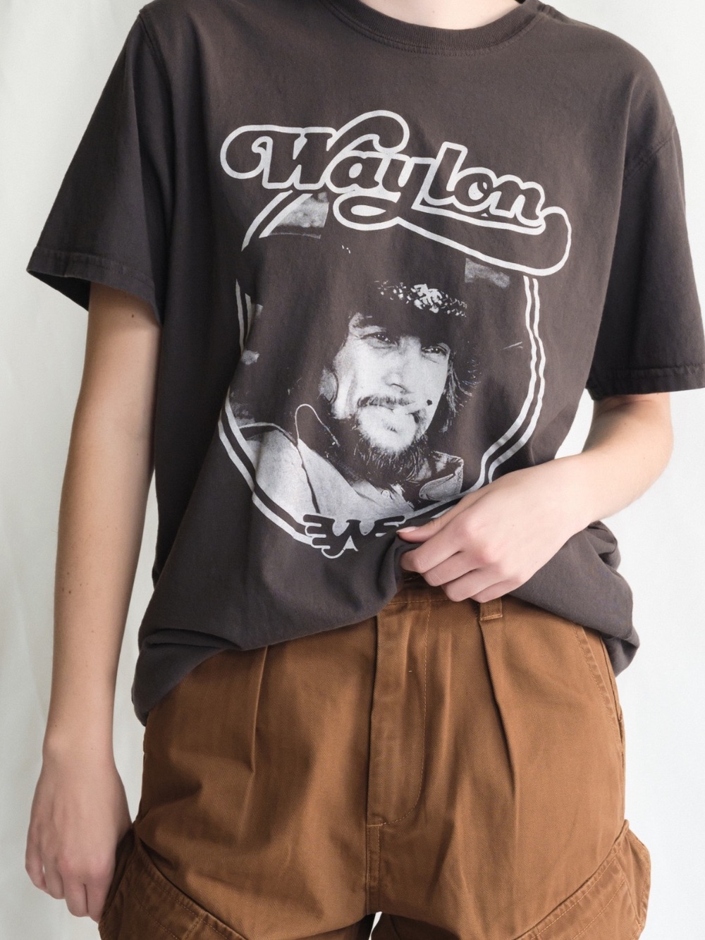People of Leisure Waylon Jennings Tee - Picture 2 of 3